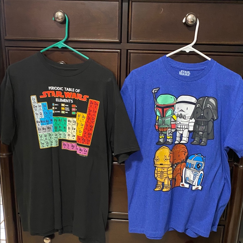 Lot of 2 STAR WARS tees